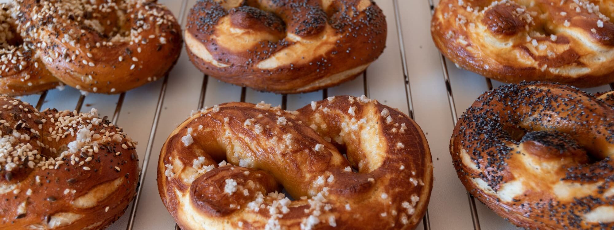 MAGASIN BRETZEL 2000X750 | Mamsèl Bretzel Sandwicherie maison et épicerie fine traditionnelle et alsacienne à Colmar à côté de Guebwiller Illzach